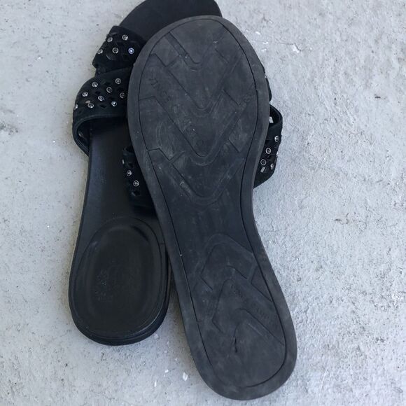 Vince Camuto slides  - Picture 5 of 5